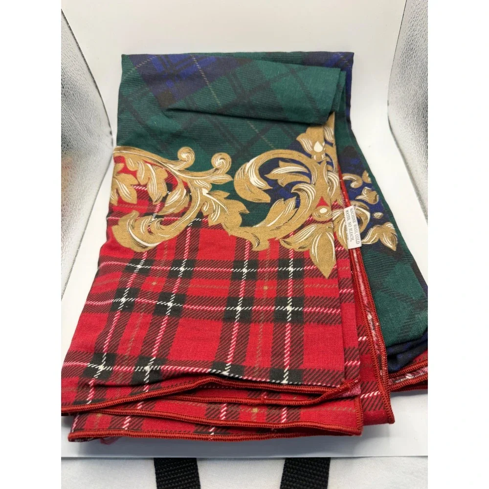 VTG 1992 Fashion Industries Plaid 68x50Tablecloth Baroque Gold Scroll‎ Red Green